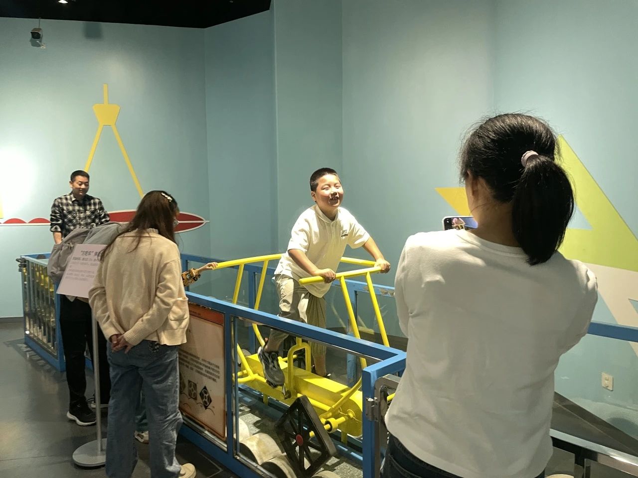 “怒发冲冠”体验