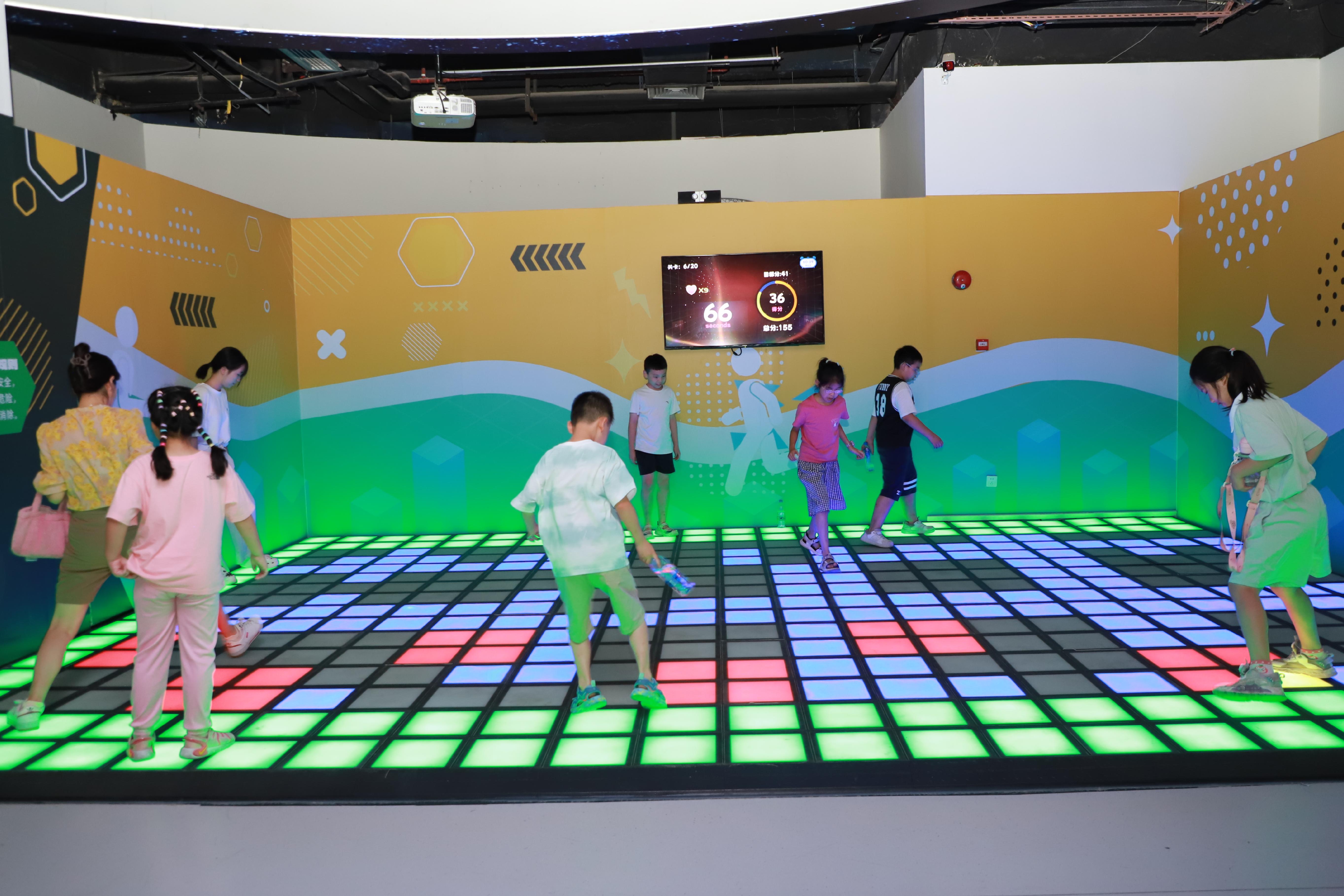 “燃烧吧！卡路里”运动科普展